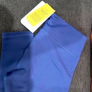 NWT Fabletics Leggings XS Navy